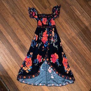 Floral flirty dress size L